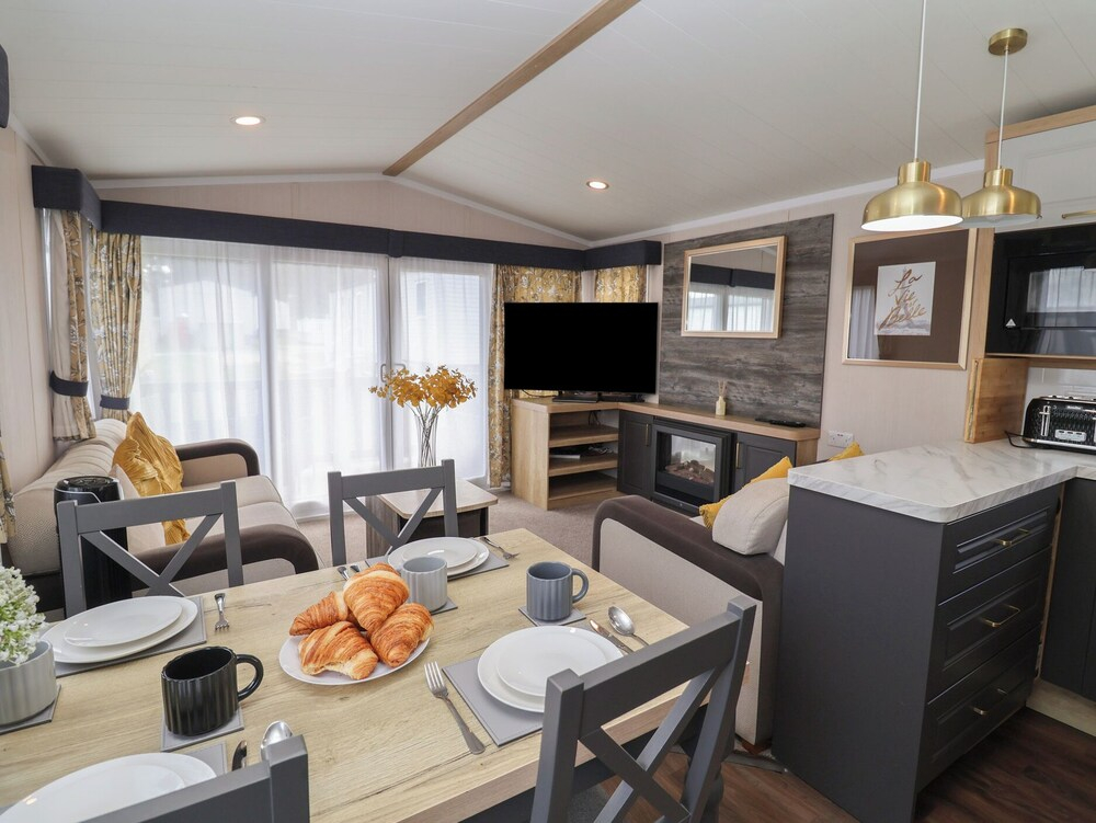 Stag Lodge, Caravan 70