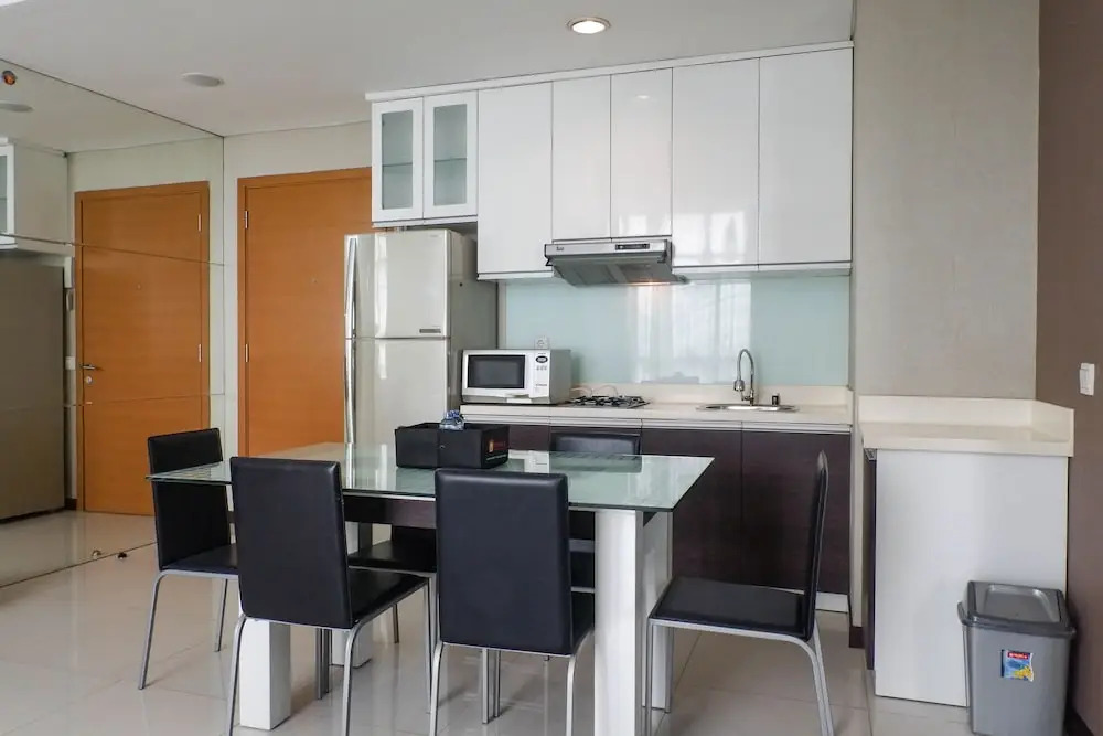 Vibrant Luxurious 2Br Apartment At Aryaduta Residence Connected To Cito Mall