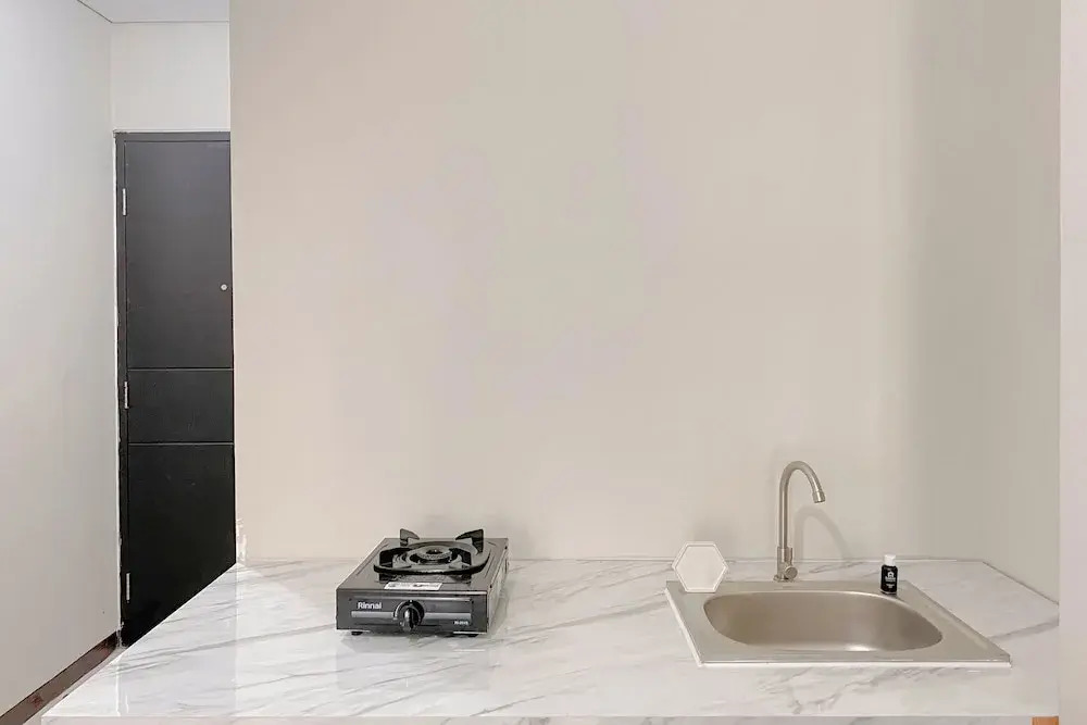 Best Furnished And Homey Studio Nifarro Park Apartment