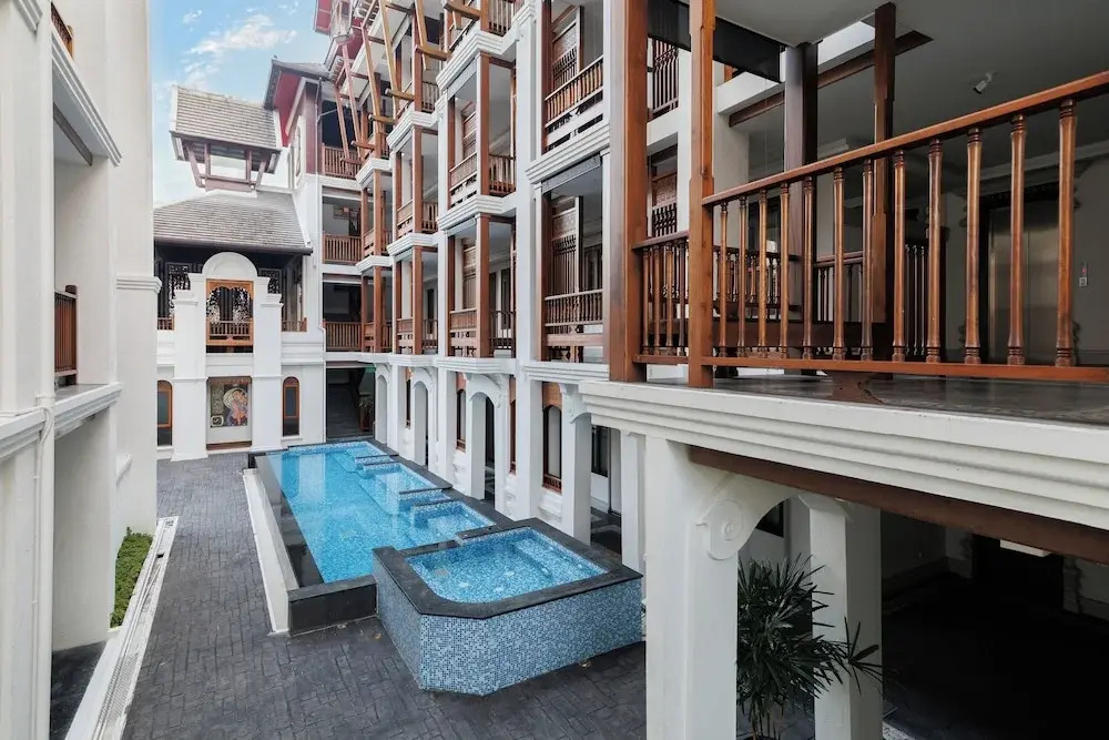 Akira Thaphae Hotel