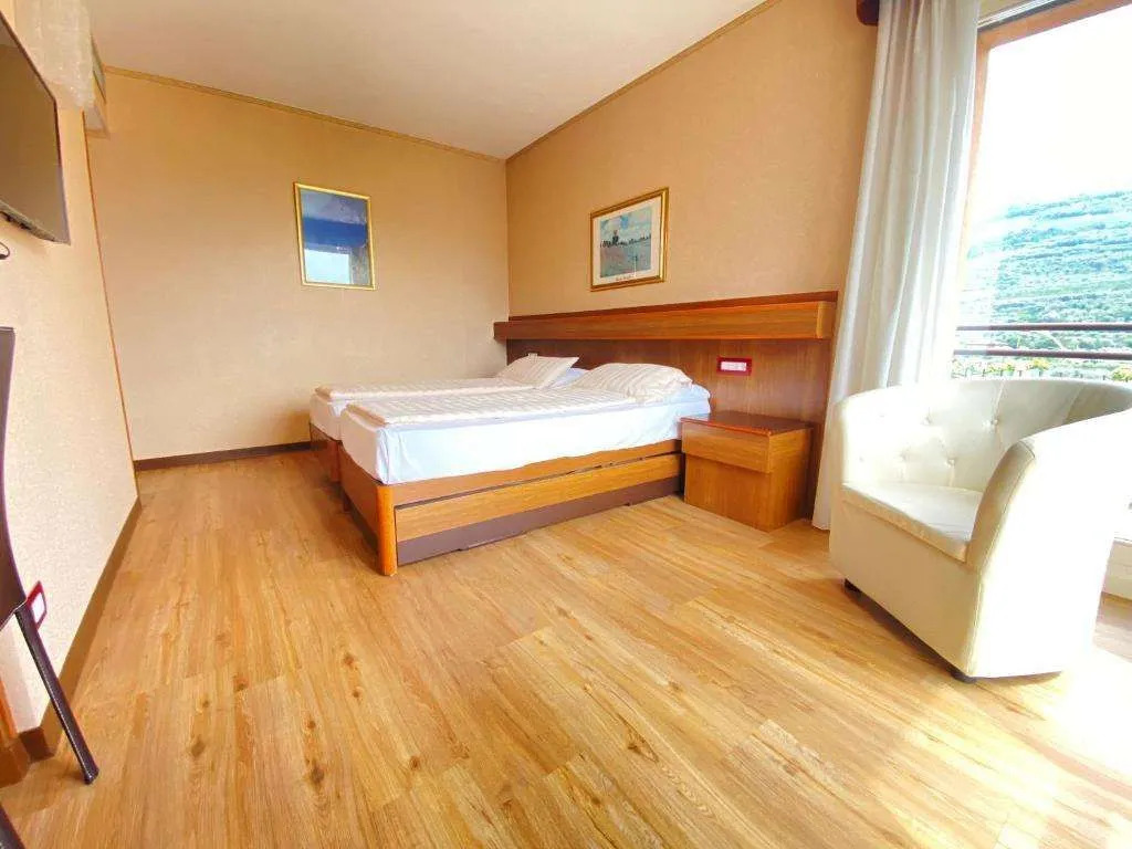 SunLake Hotel