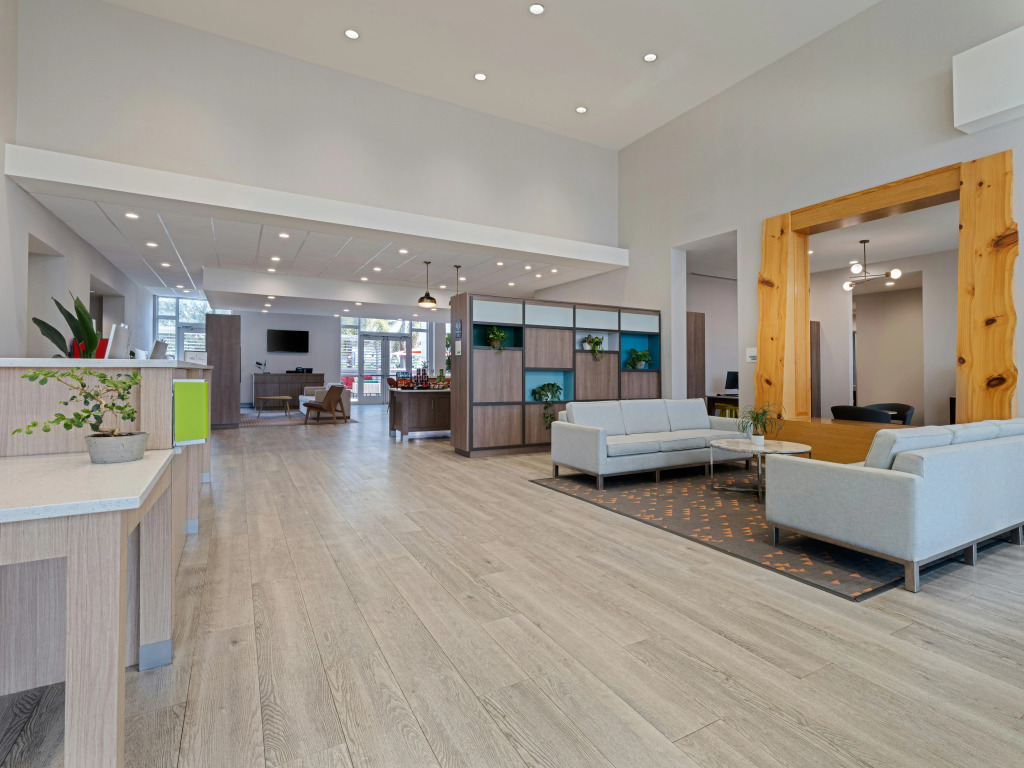 Holiday Inn & Suites Orlando - I-Drive - Theme Parks by IHG