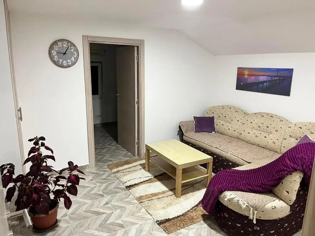 Apartment Ceman 3