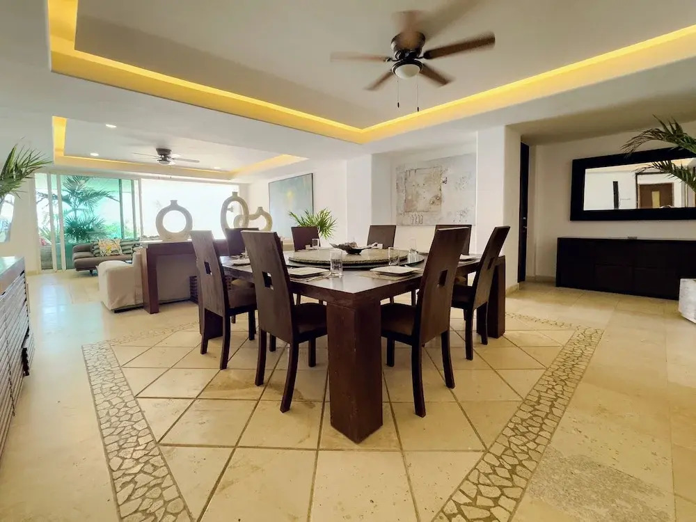Apartamento Espacioso con Vista al Mar