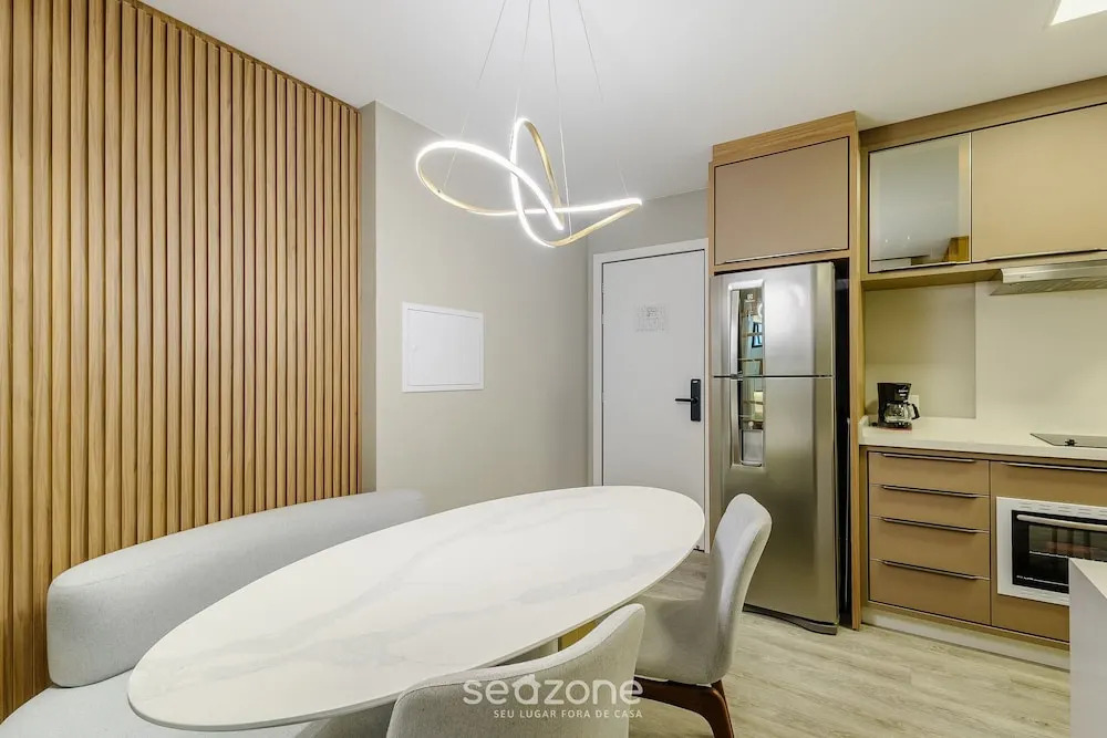 IFT - Ed. Infinity Tower Flat 350m da Meia Praia