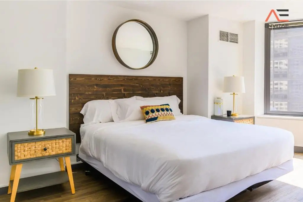 ENVITAE 2BR Vibrant High-Rise Penthouse