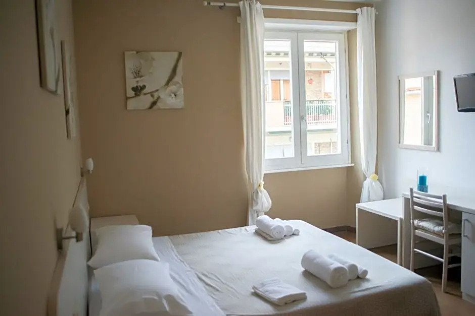 Anna Guest House