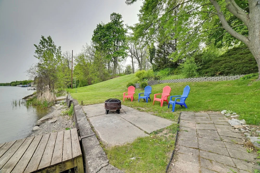Cayuga Lake Retreat in Seneca Falls w/ Dock!