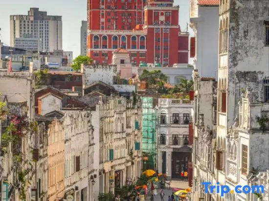 Elong Anyun Hotel (Haikou East High-speed Railway Station Fruit Market Branch)