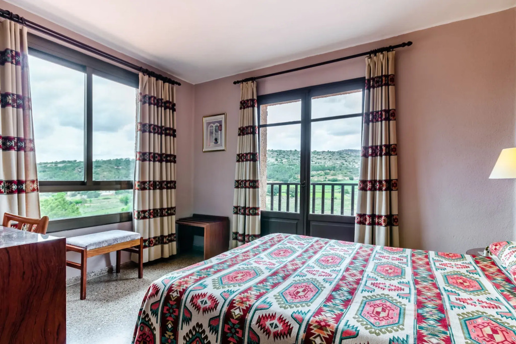Hotel Mora