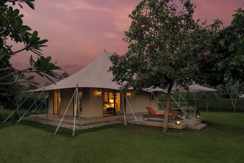 The Oberoi Vindhyavilas Wildlife Resort, Bandhavgarh