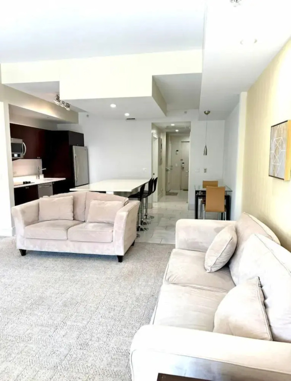 Exclusive Doral Villa with Luxury Amenities
