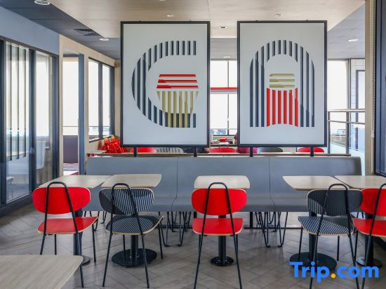 Hotel O cikarang Serviced apartment at Riverdale