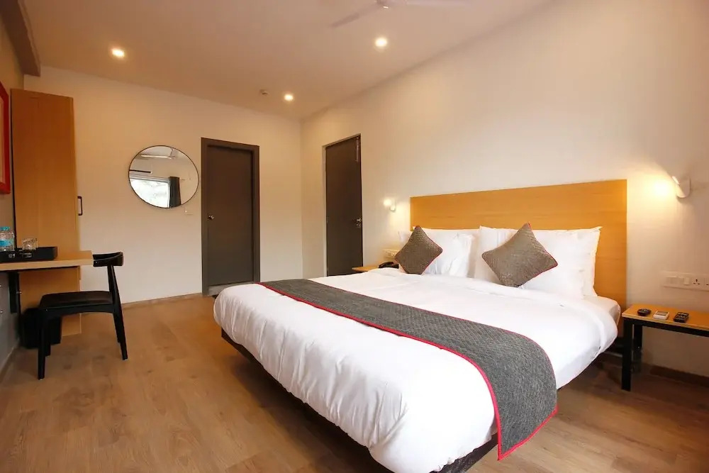 Super Townhouse Rajdhani Residency