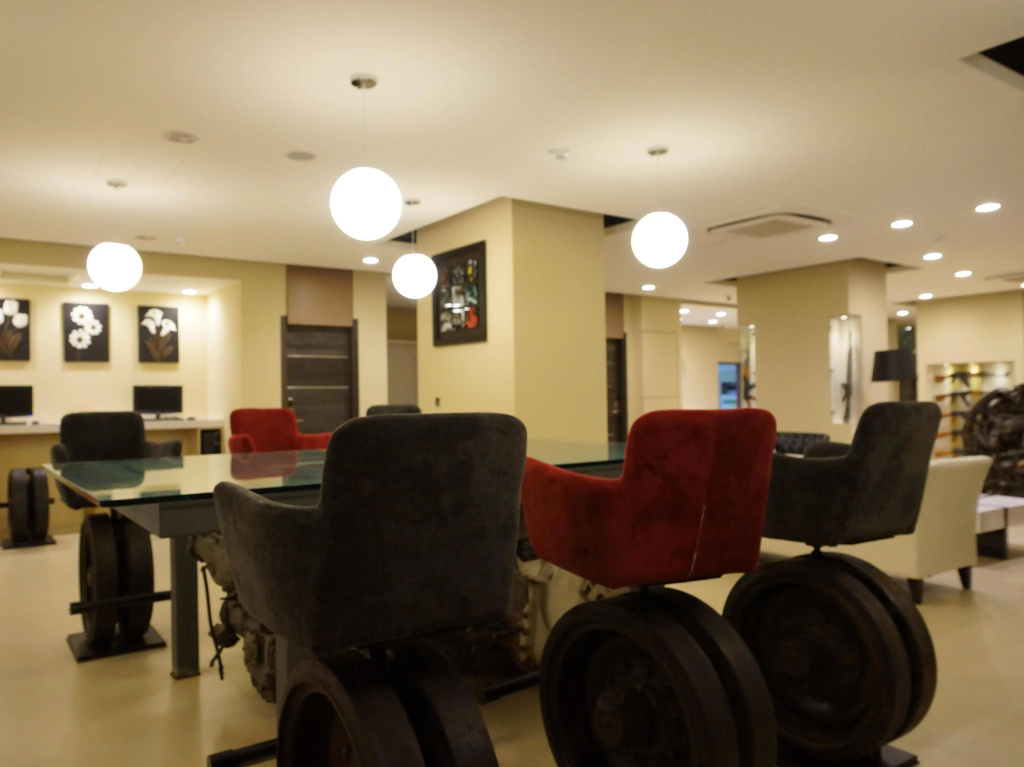 823 Tourist Hotel