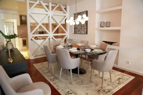 Lovelystay - Chiado 3Bedroom Wonder