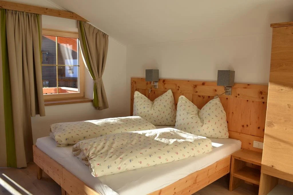 La Montana Ski & Hiking LODGE