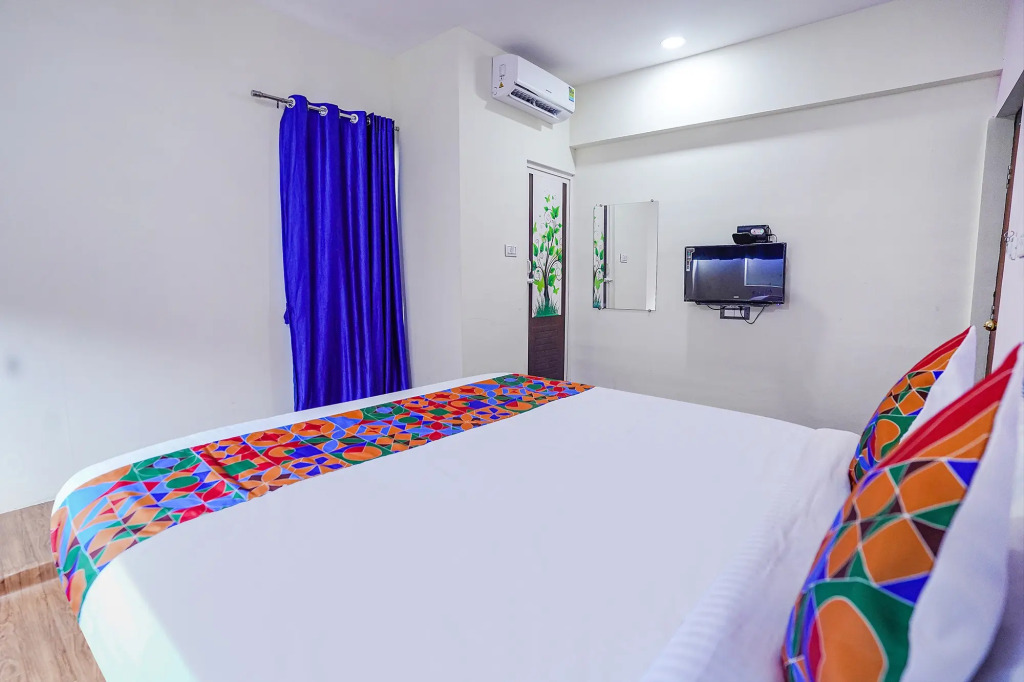 FabHotel Aishwarya Inn