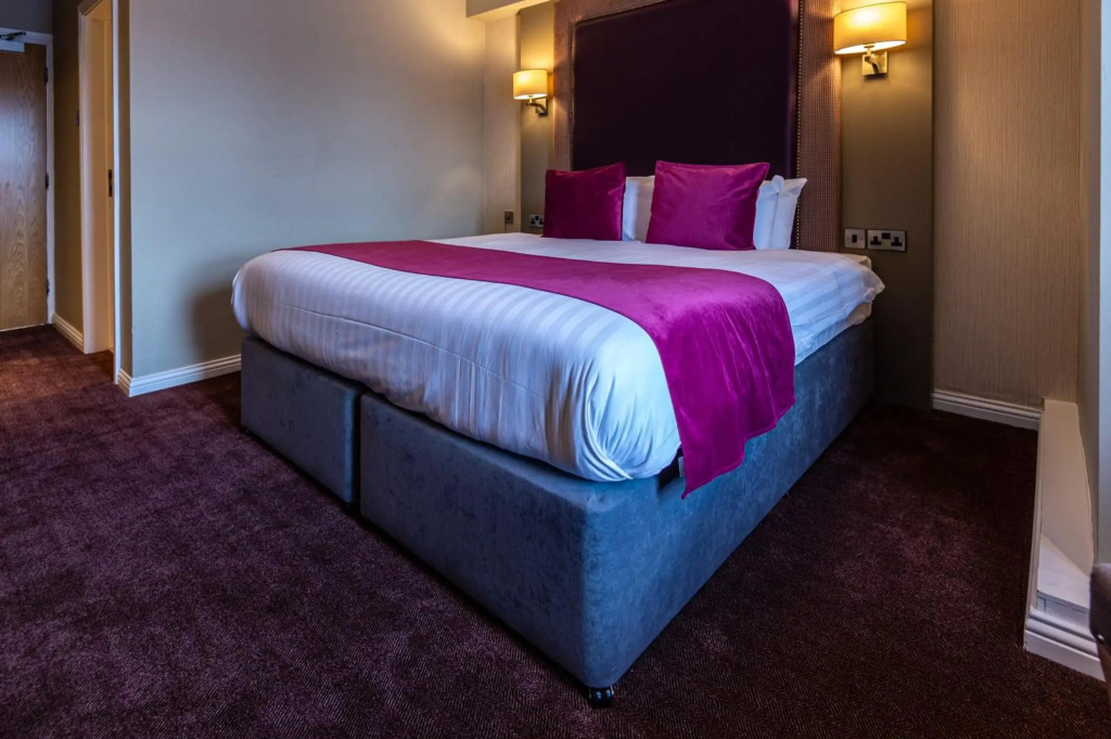 Fir Trees Hotel