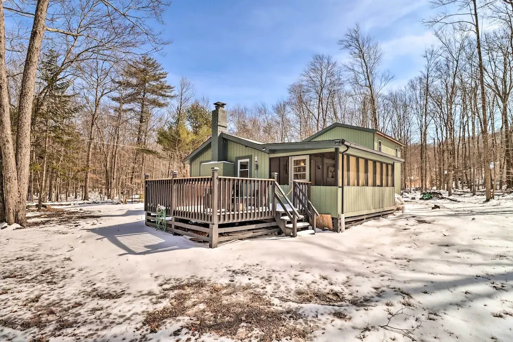 Hot Tub & Fire Pit: Modern Pocono Mountain Home