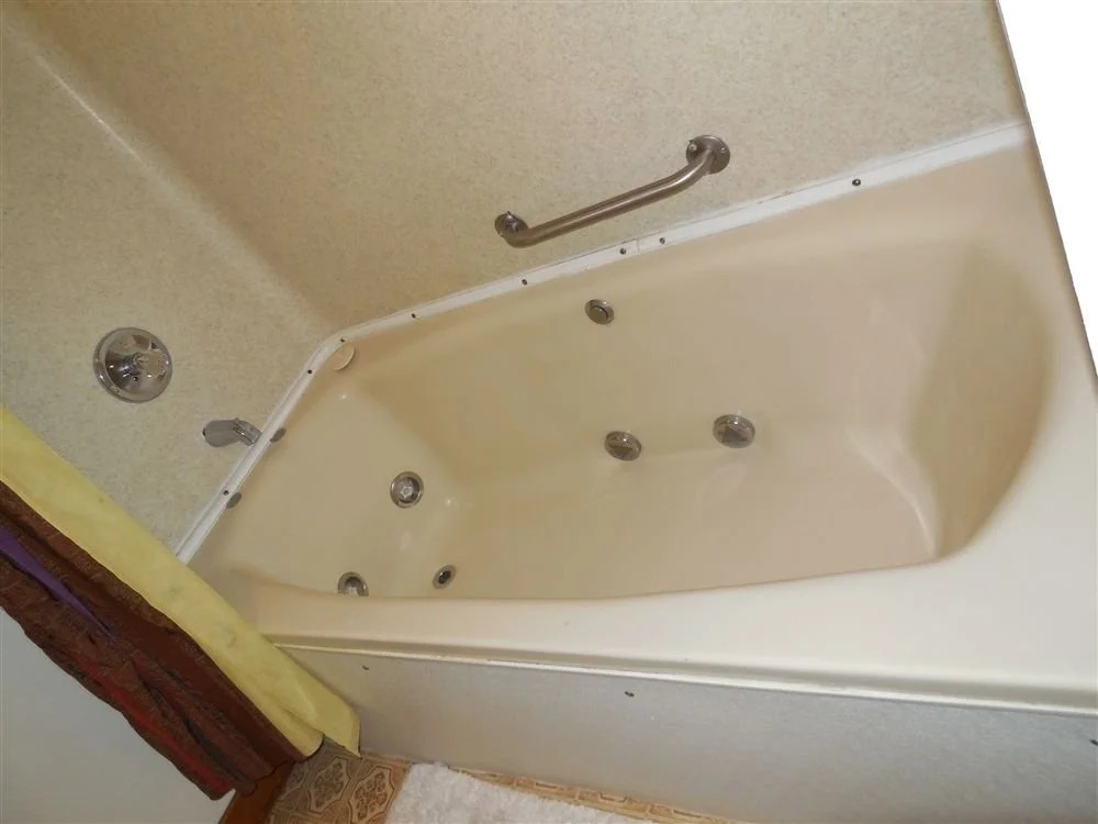 Alameda's Hot Springs Retreat