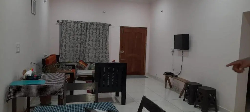 Snow Pine Holiday Home...Virajpet