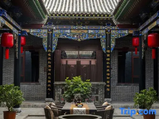 Yuerong Sky Courtyard