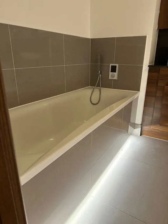 Charming Dartford Apartment Retreat