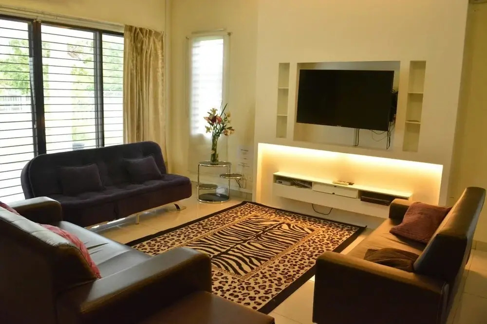 Senyum Homestay Bandar 16 Sierra