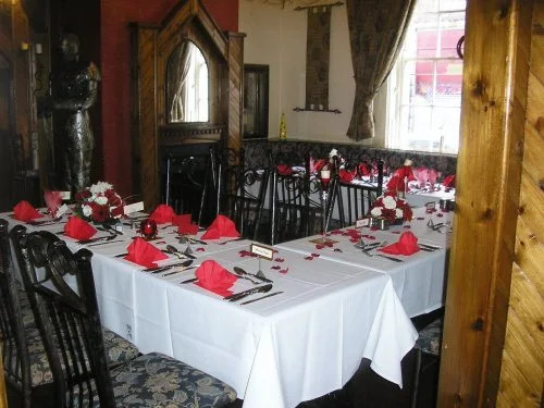 Grail Court Hotel