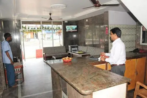 Hotel Sarovar Deluxe A/C Lodge