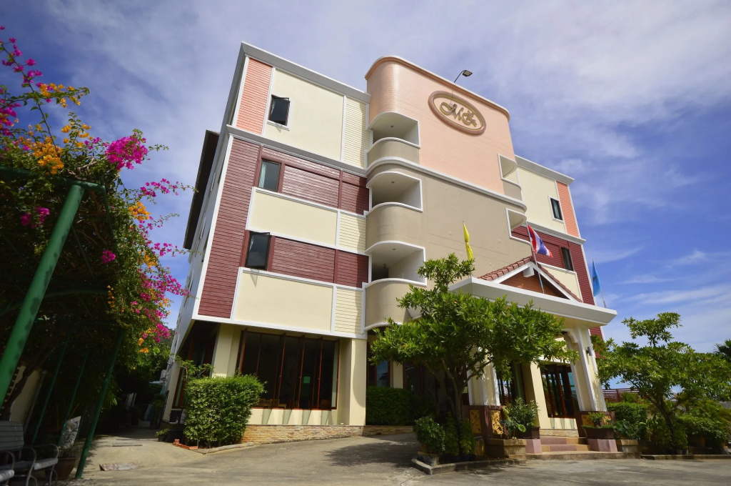 Mei Zhou Phuket Hotel - SHA Plus