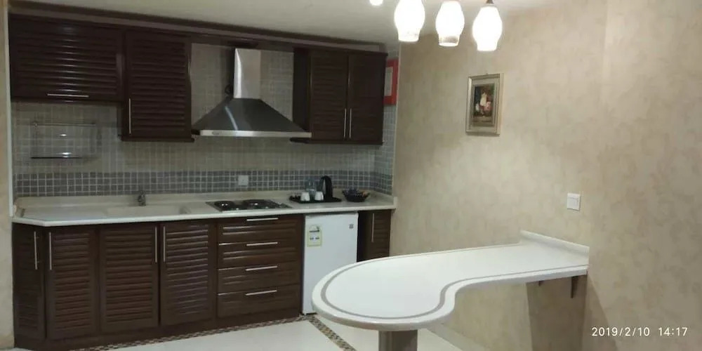 Sanam Hotel Suites