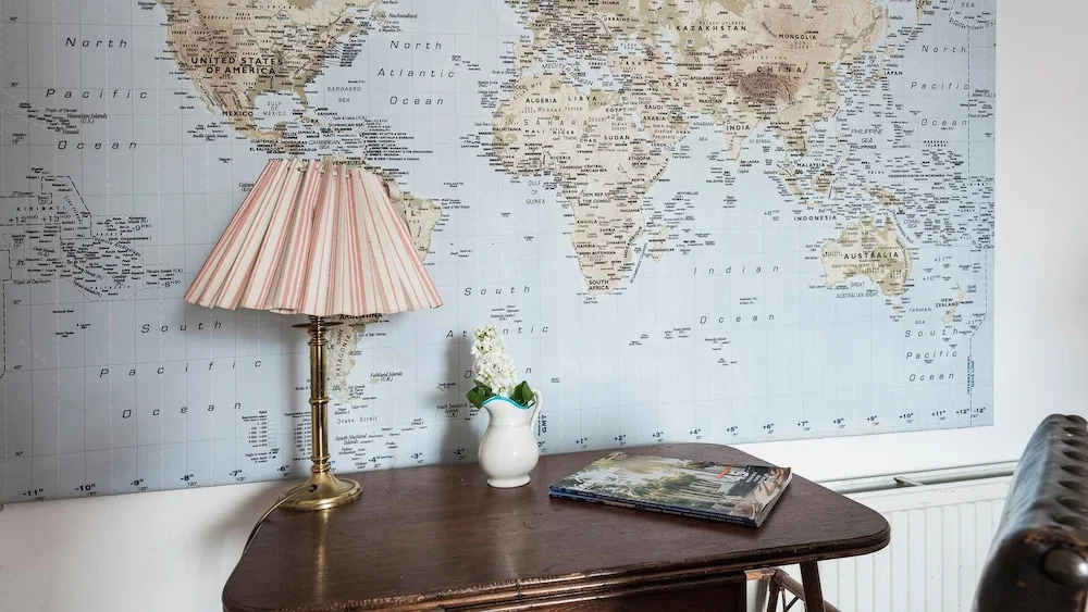 Bright Parsons Green Maisonette