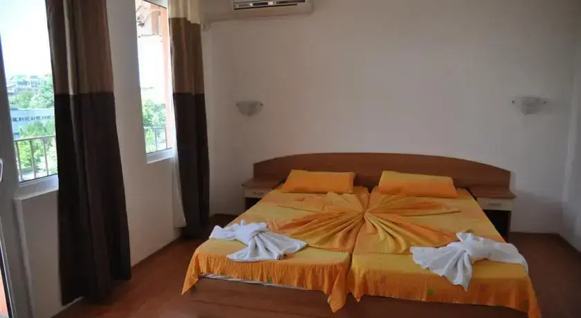 Diva House