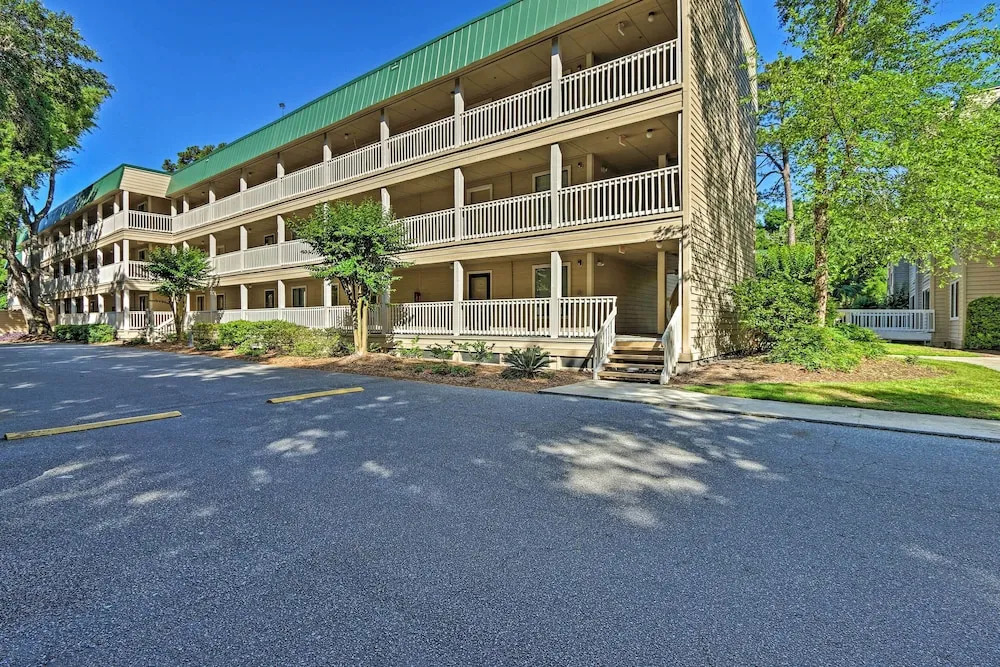 Family-friendly Condo w/ Pools + Tennis Courts!
