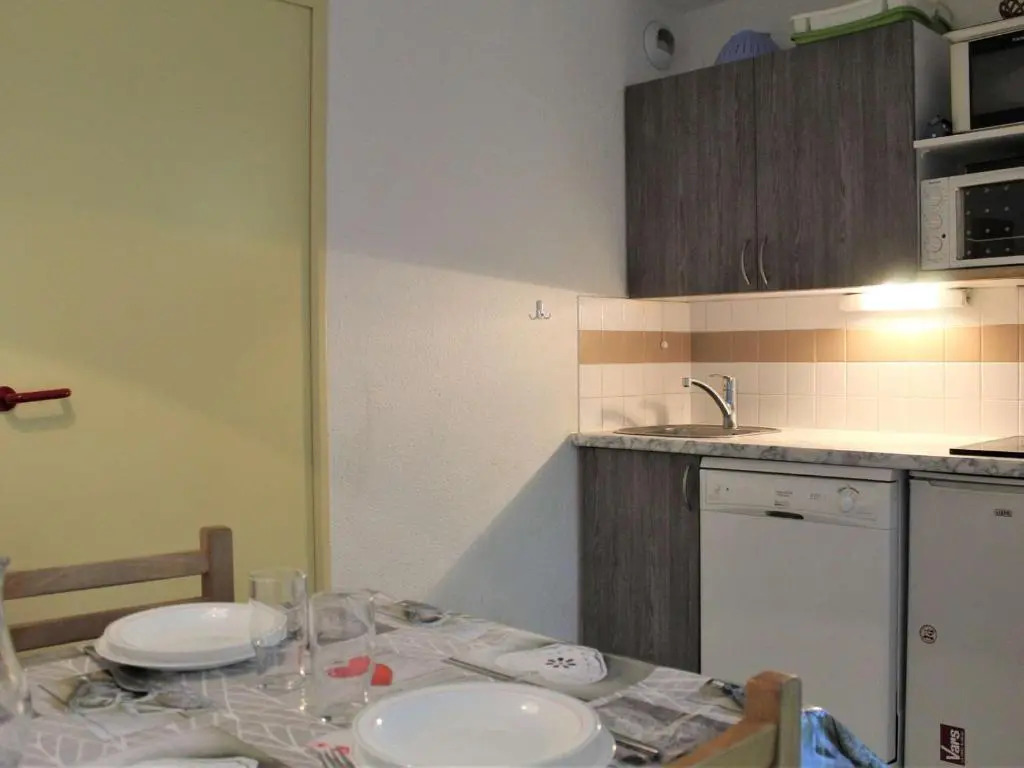 Appartement Vars, 1 pièce, 4 personnes - FR-1-330B-155