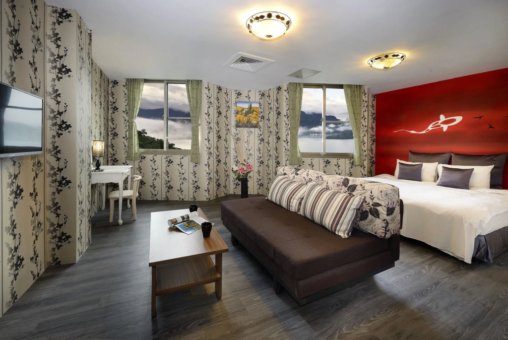 Sun Moon Lake Loft Inn