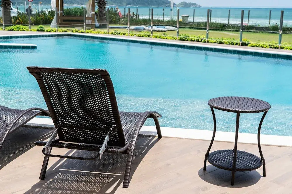 Duplex Alto Padrão Frente Mar c Piscina