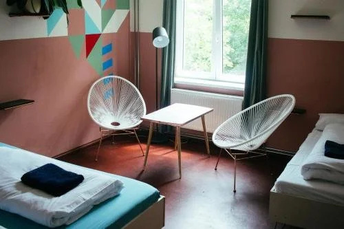 Hostel & Garten Eden