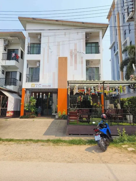 TC House and Cafe