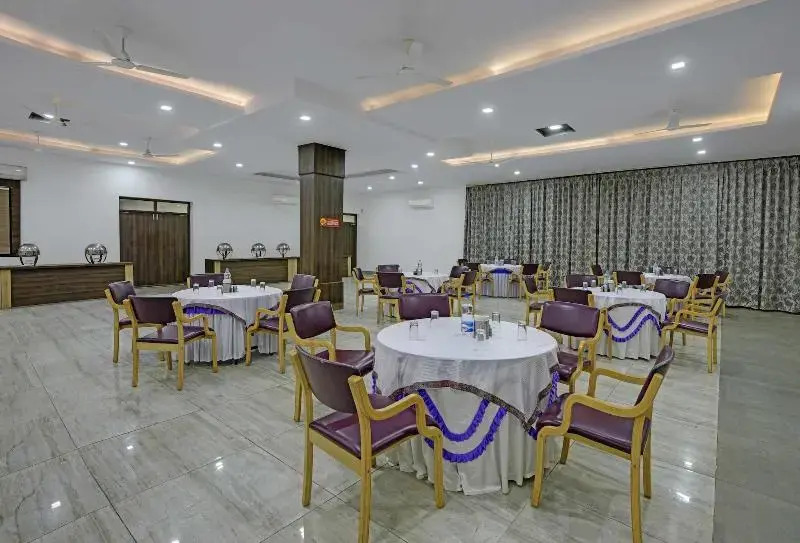 Hotel Highway king Behror