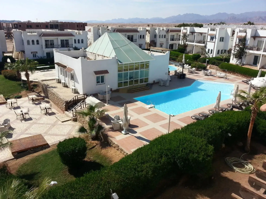 Logaina Sharm Resort