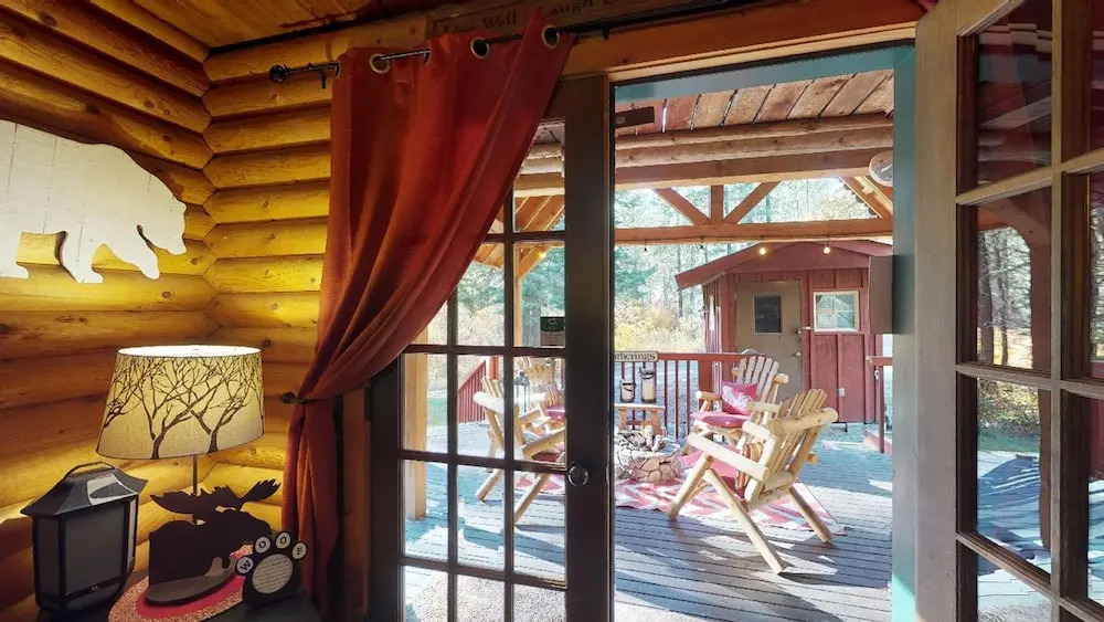 Merry Cabin in the Merry Canyon