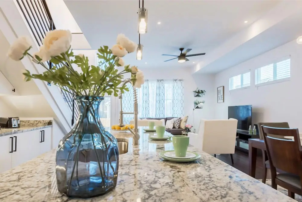 Sanitized Newly Designed Super Chic Indy Home Near Fountain Square!