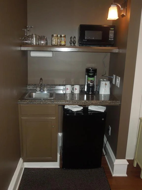 Suites on Broadway