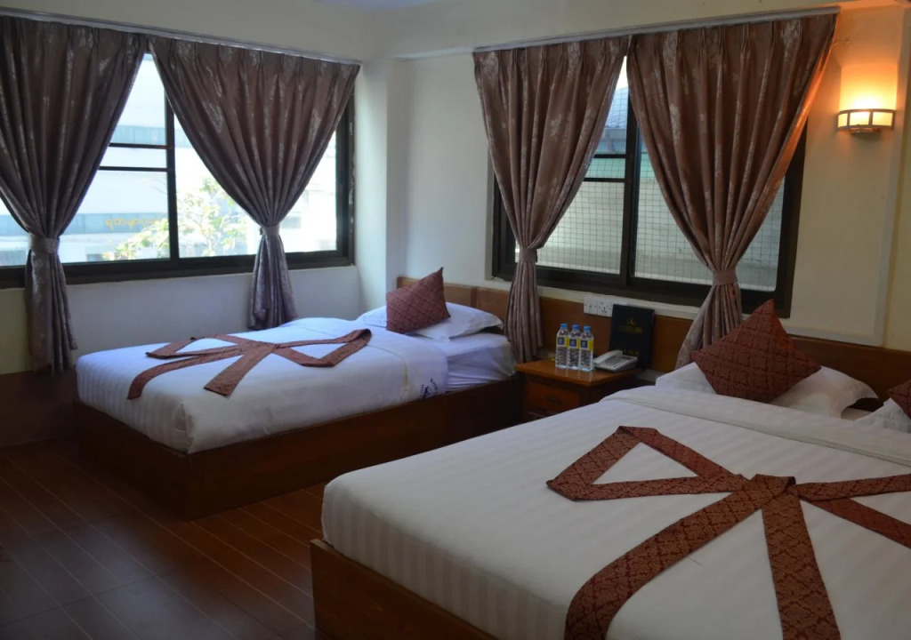Royal Diamond Hotel