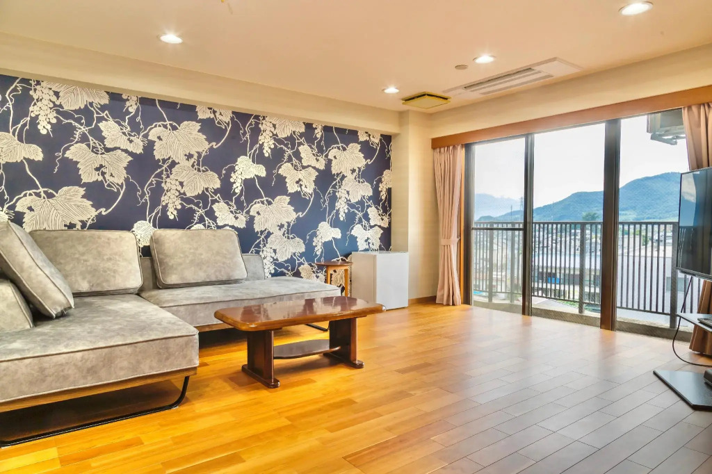 Japanese Onsen Ryokan Kohakuen