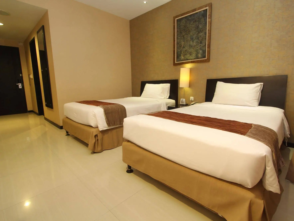 Harrads Hotel and Convention