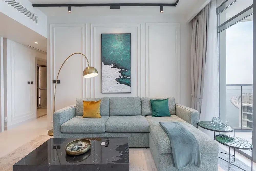 1 Bedroom in Marina Vista With Full Palm Views